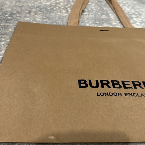 BURBERRY LONDON BIG SHOE BOX AND SHOPPING BAG - Picture 6 of 9